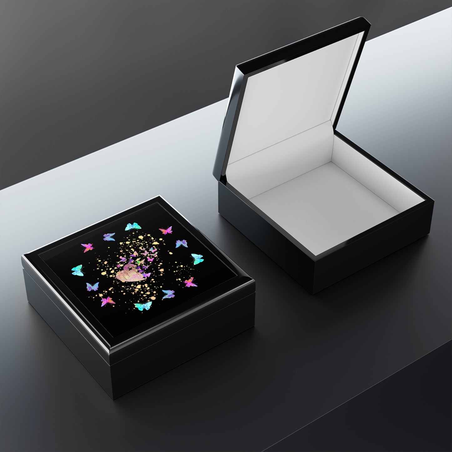 Jewelry Box - Love is FREE