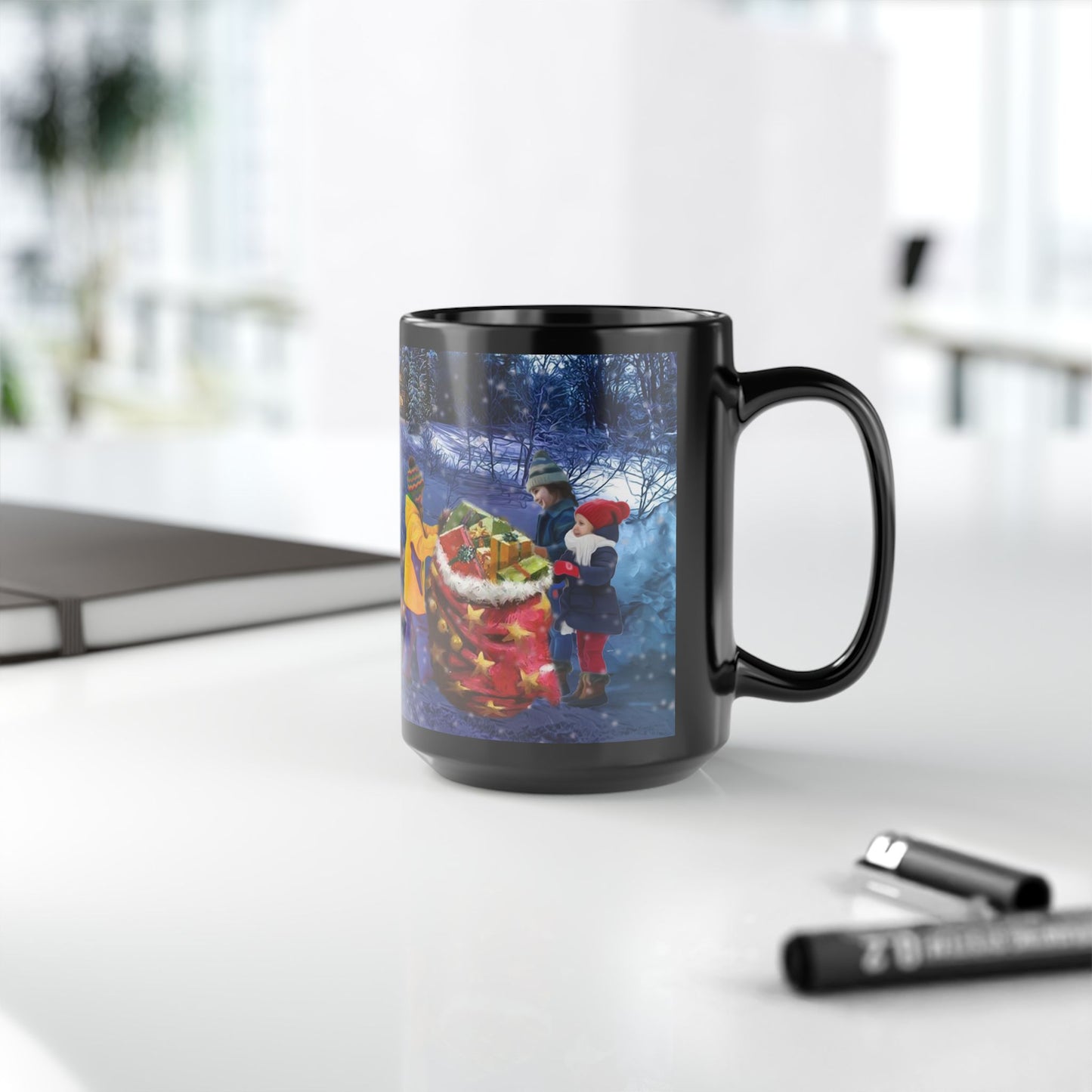 15oz Black Mug - Santa Hiding